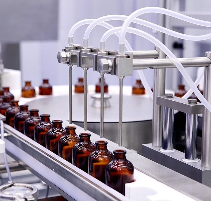 Bottling and packaging of sterile medical products. Machine after validation of sterile liquids. Manufacture of pharmaceuticals. Bottling and packaging of sterile medical products. Machine after validation of sterile liquids. Manufacture of pharmaceuticals.Laser control medicine. Ultra precision equipment. Creating drugs. Insulin.